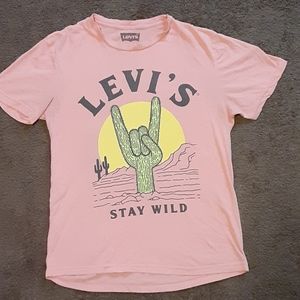Levi’s• Stay Wild Tee